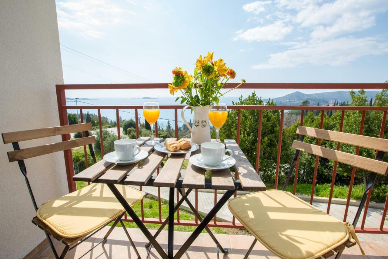 Villa Pergola-Apartment Toni Mlini Exteriér fotografie