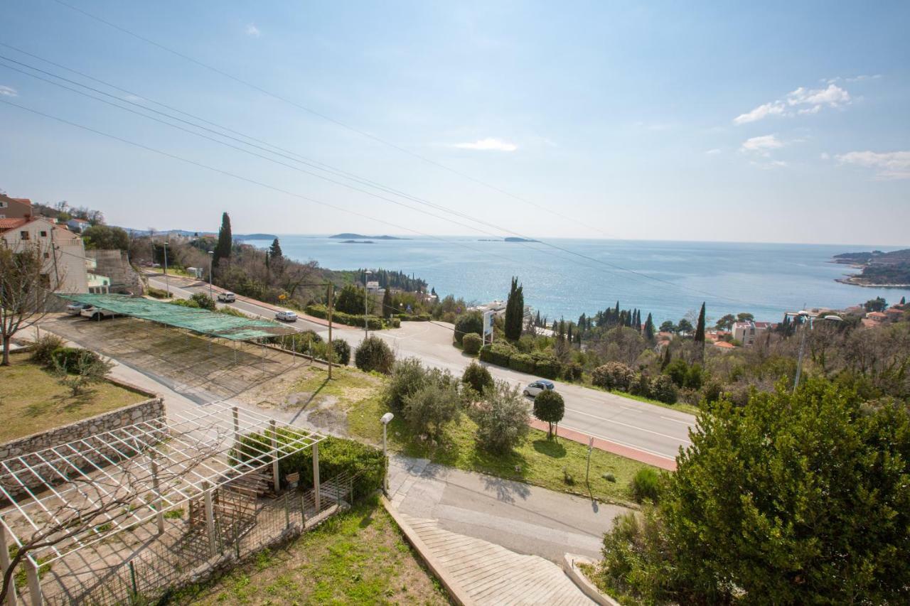 Villa Pergola-Apartment Toni Mlini Exteriér fotografie